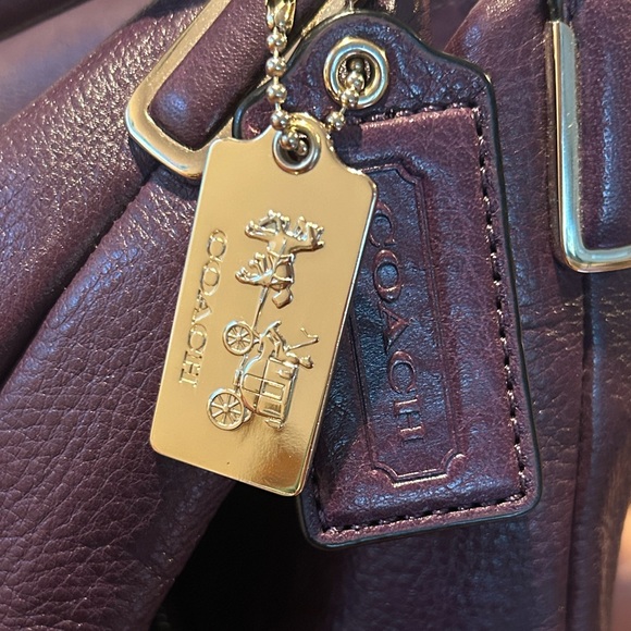 Vintage Coach Madison Phoebe Plum Pebbled Leather Shoulder Bag - Picture 10 of 13